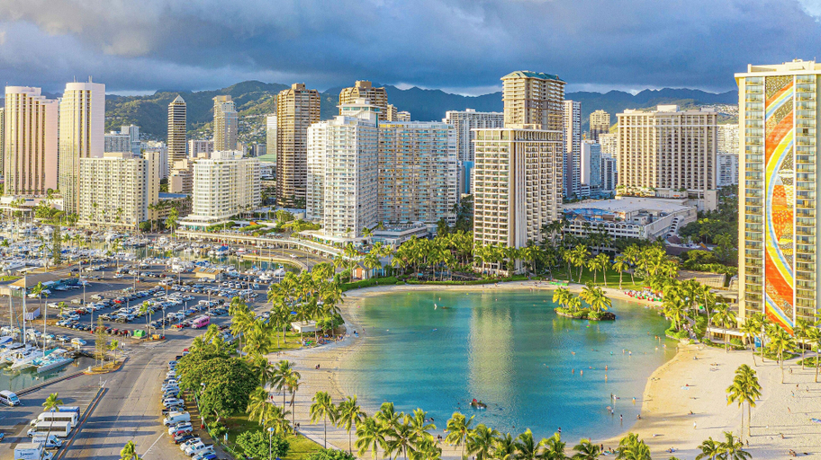 Exterior 3, Skyline-lagoon and Fireworks Magic From the Ilikai W/top-tier Amenities, Honolulu