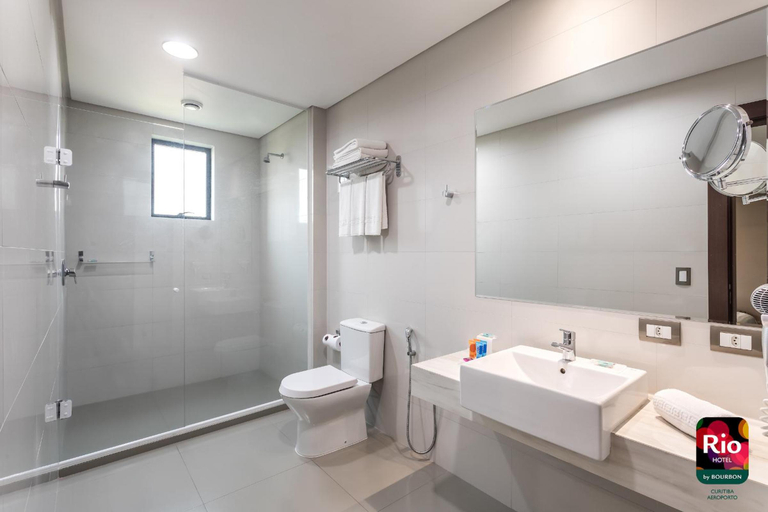 Bathroom, RIO HOTEL BY BOURBON CURITIBA AEROPORTO, São José dos Pinhais