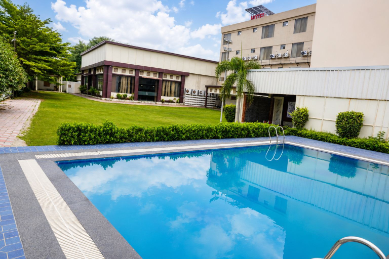 Pool, Hotel Royal Celebration, Jaipur