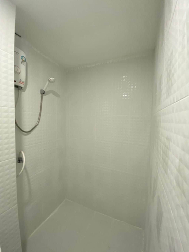 Bathroom 4, Tanyaporn House, Ko Phangan