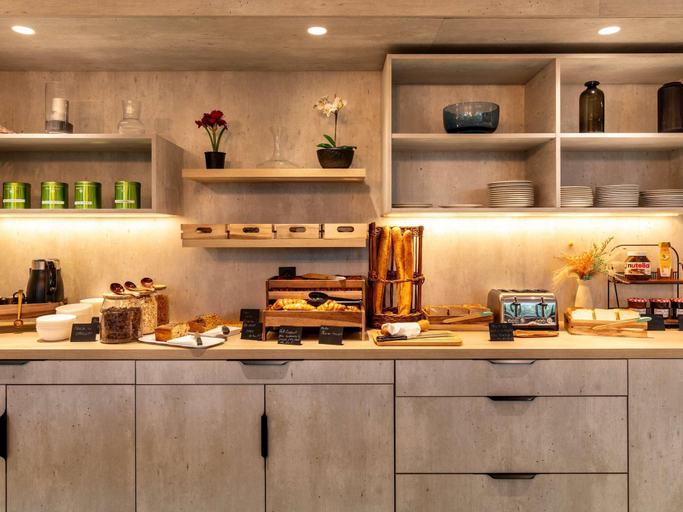 Food & Drinks 4, ibis Styles Paris Saint Denis Pleyel, Seine-Saint-Denis