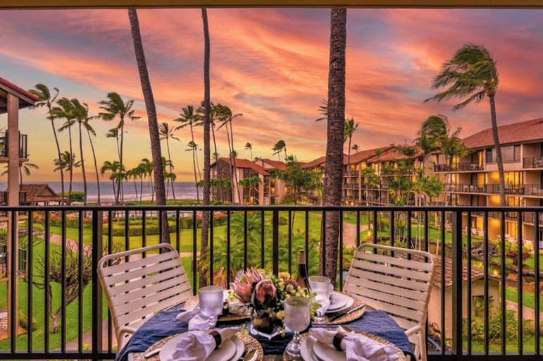 Terrace/patio 5, 3 Villas, Ocean View, 3-bedrooms, Sleeps 12, Maui