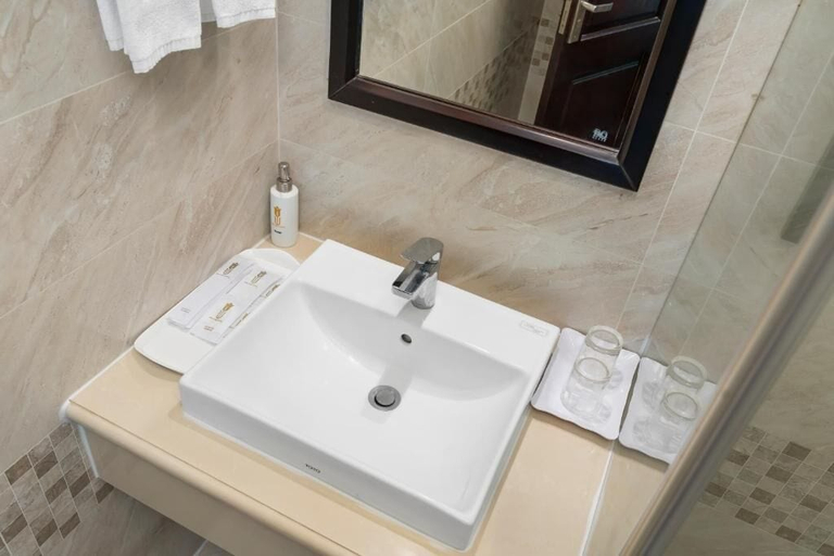 Bathroom 3, Bay Luxury Binh Anh Grand Hotel, Hai Bà Trưng