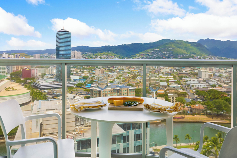 Exterior 3, Mountain-city Views Condo at Allure W/parking, Honolulu