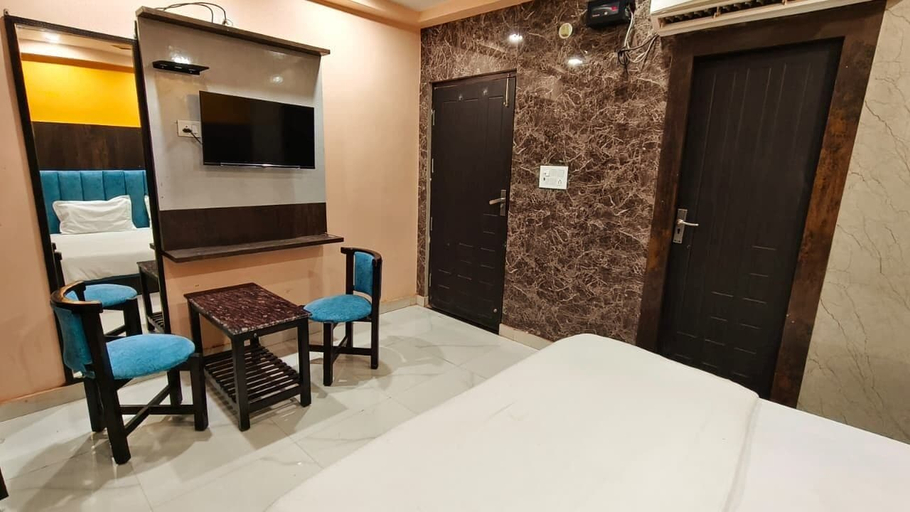 Room 3, Hotel Krishna By Shail Group, Dehradun