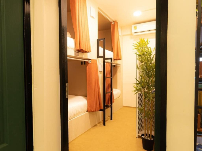 Room 5, Social Pod Khao San Hostel, Phra Nakhon