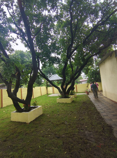 Property grounds 2, Acrobat Home Stay-Elegant Villa, Bhopal