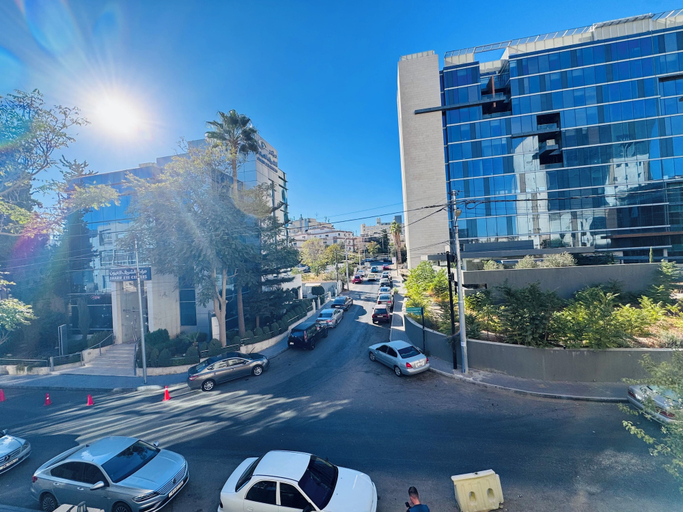 Parking, Studio Flat Near Al-khalidi Hospital French Embassy, Amman