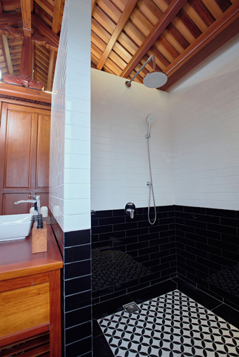 Bathroom 4, Thong Dong Quan Boutique Hotel Hue, Huế