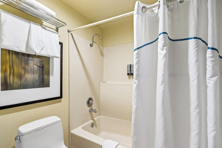 Bathroom 4, HomeTowne Studios by Red Roof Ridgecrest, Kern