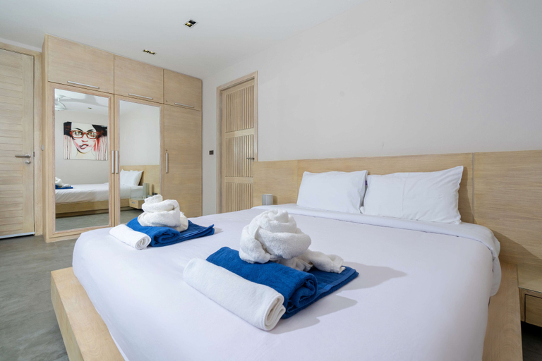 Room 4, Art Deco 3 BR Pool Villa Kamala NP1, Phuket Island