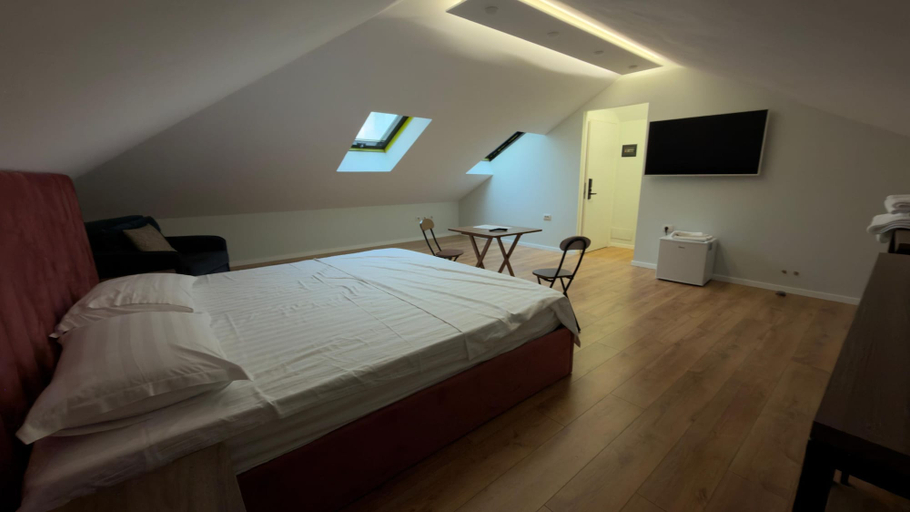Room 5, Rali Hotel & Restaurant, Tirana