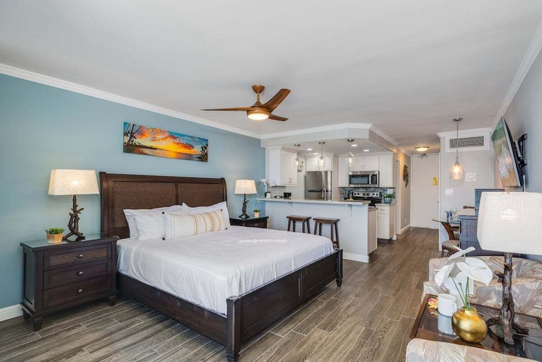 Interior 4, Summer Sale! Direct Beachfront Views Remodeled Studio - Lahaina Shores 215, Maui