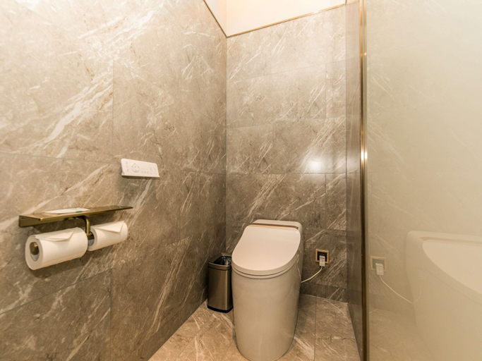 Bathroom 3, Mercure Xian City Centre, Xi'an
