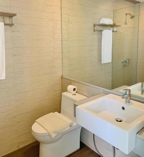 Bathroom 3, Kojo Hotel, Tagum City