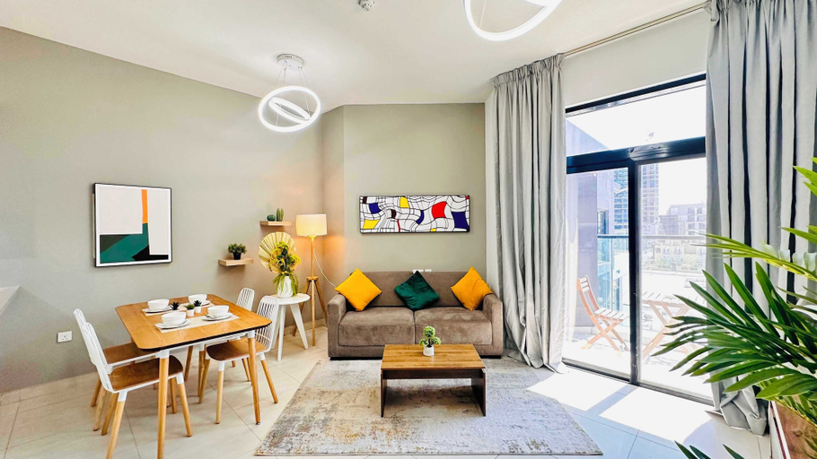 Living area 2, Premium Holiday Apartment at La Perla, Dubai