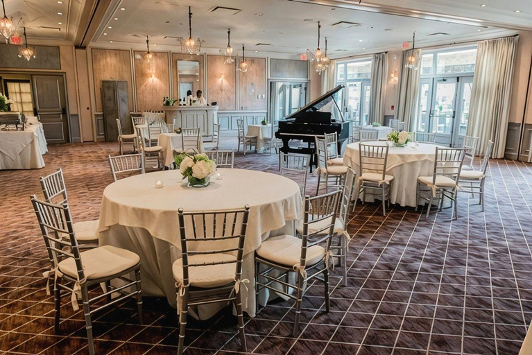 Food & Drinks 5, Delamar Greenwich Harbor, Fairfield