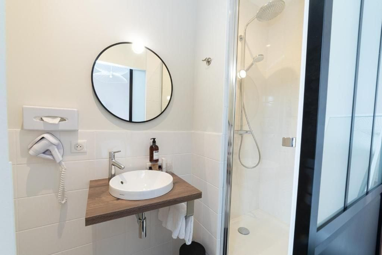 Bathroom 3, Château de la Gressière, Loire-Atlantique