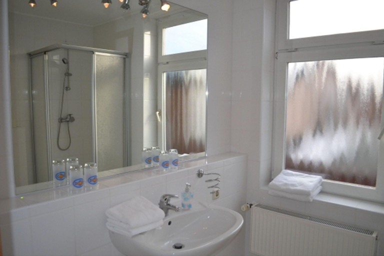 Bathroom, Hotel Borgo Antico, Ostholstein