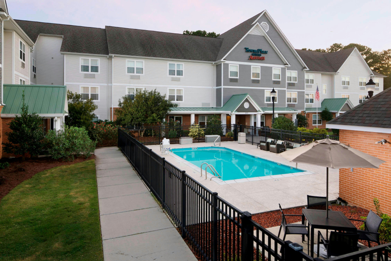 Sport & Beauty, Towneplace Suites By Marriott Jacksonville, Onslow