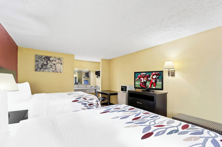 Bedroom 3, Red Roof Inn Berea, Madison
