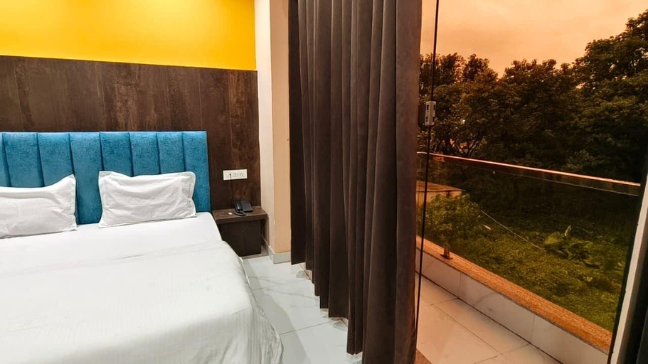 Room 2, Hotel Krishna By Shail Group, Dehradun