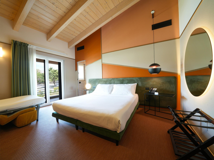 Bedroom 2, Best Western Plus Dimora del Monaco, Matera