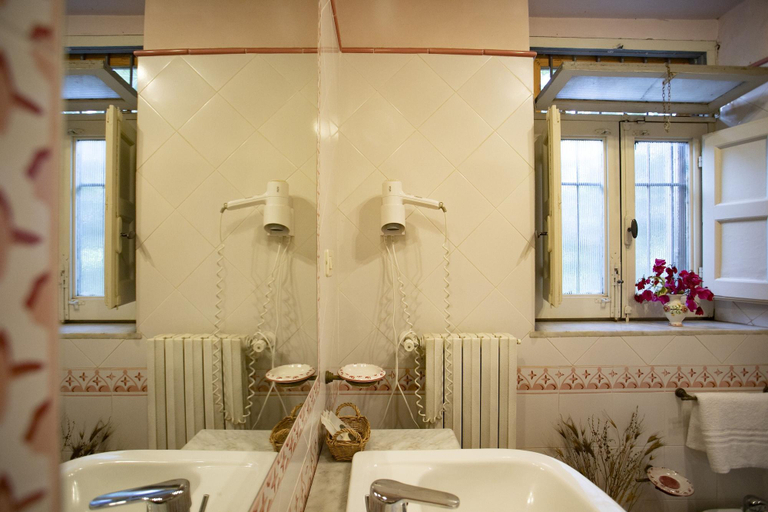 Bathroom 5, Agriturismo San Leonardello, Catania