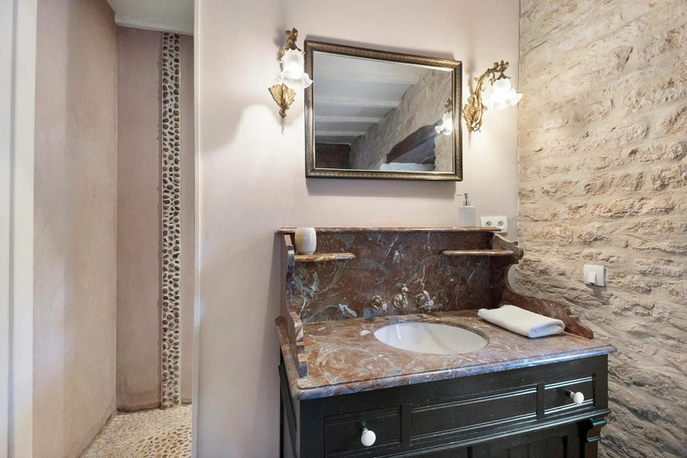 Bathroom 5, Elegant Normandy Retreat, Calvados