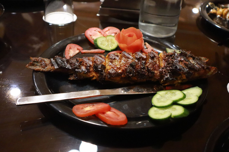 Food & Drinks 5, Manali Manor, Kullu