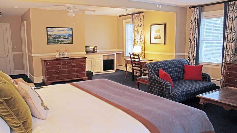 Bedroom 3, Omni Bretton Arms Inn at Mount Washington, Coos