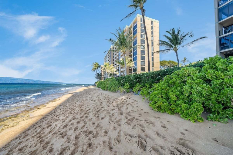 Beach 4, Summer Sale! Updated 1BD Oceanfront Wac. Stunning Views - Mahana 705, Maui