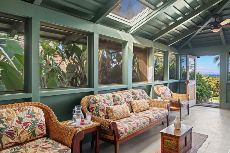 Interior 4, 2BR West Maui Condo With Pool, Patio, AC, and Full Kitchen -icc 4, Maui
