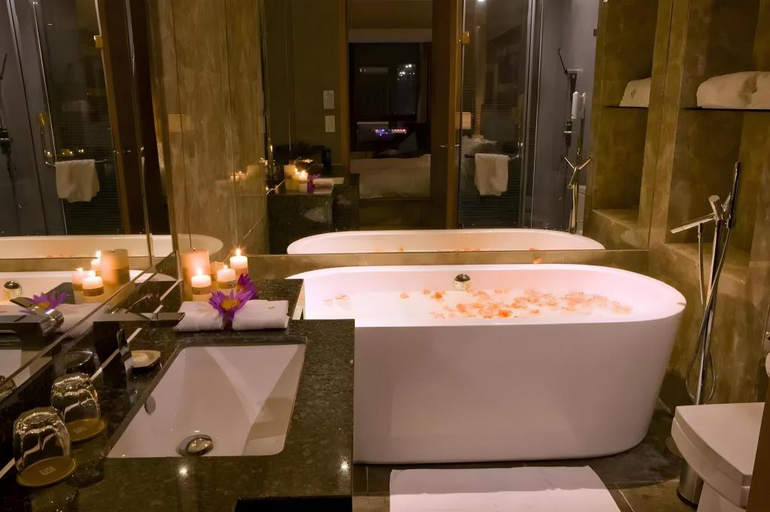 Bathroom, Shuguang International Hotel Huaian, Huai'an