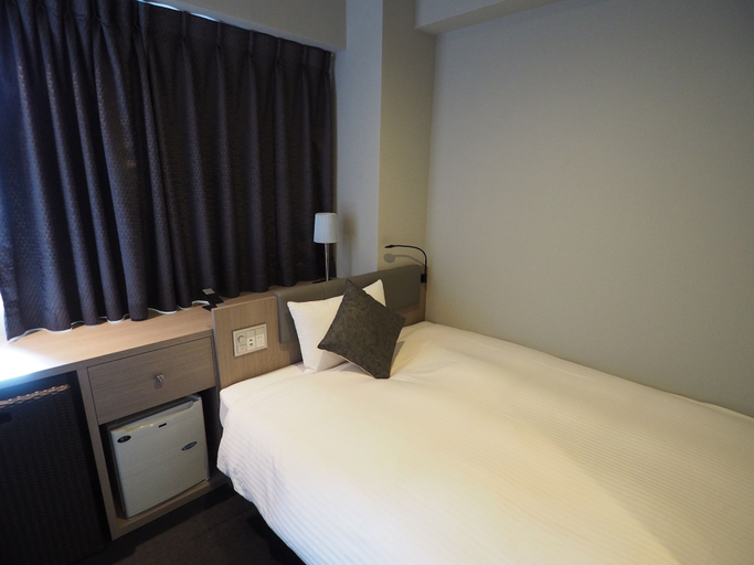 Room 5, Crecer Kamata, Ōta