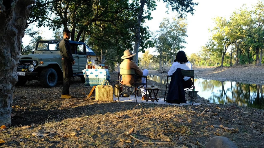 Outdoor dining 3, Camp Jhinna By Shikra, Panna