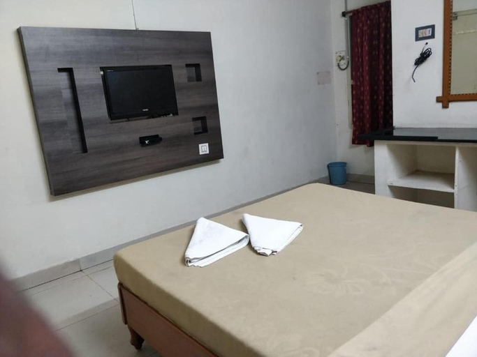 Bedroom 3, Hotel Lakshmi Residency, Visakhapatnam