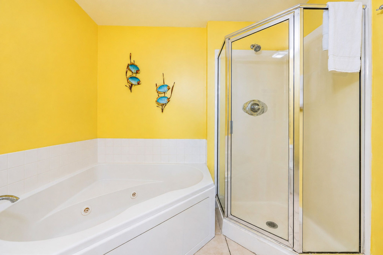 Bathroom 4, Lighthouse 1409 1 Bedroom Condo, Baldwin