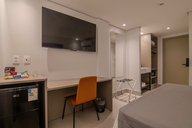 Room 3, Hotel Mandu, Teresina