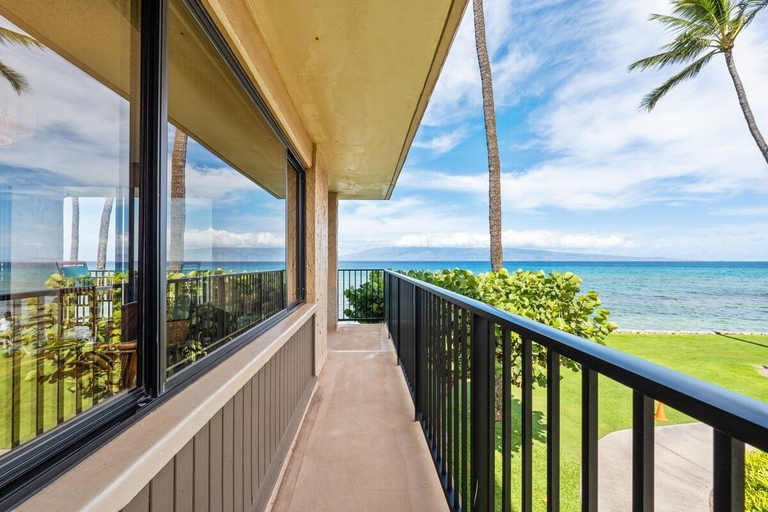 Interior 4, True Oceanfront 1BD With Stunning Sunset-papakea L208, Maui
