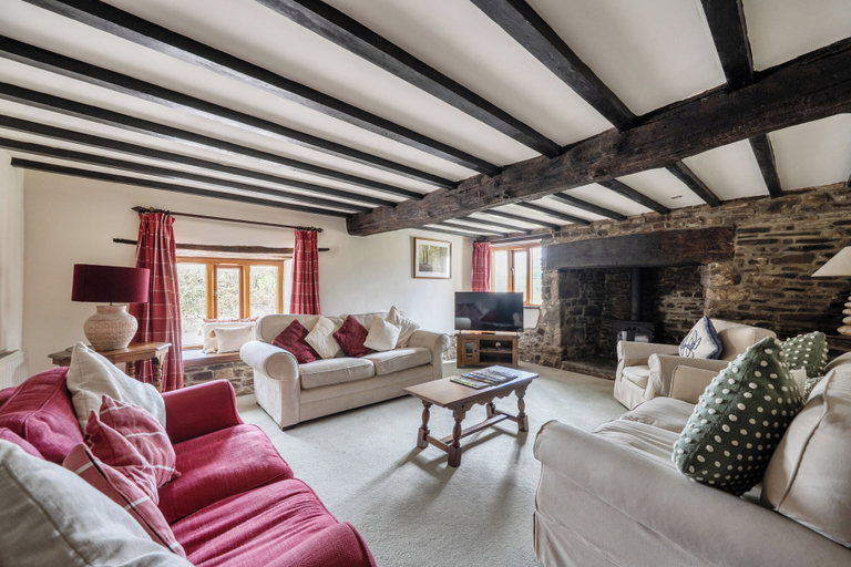 Living area, 16th Century Devon Farmhouse, Stunning Views, Devon