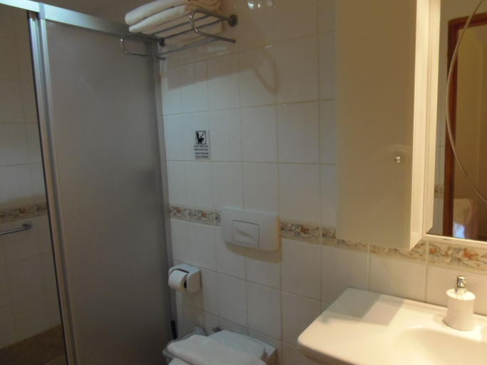 Bathroom 3, UzHan Beach Hotel, Bodrum