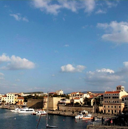 Exterior 4, Charming Rina Sea Studio Apartment-central Air-con & Wifi Sleeps 2 Persons, Sassari