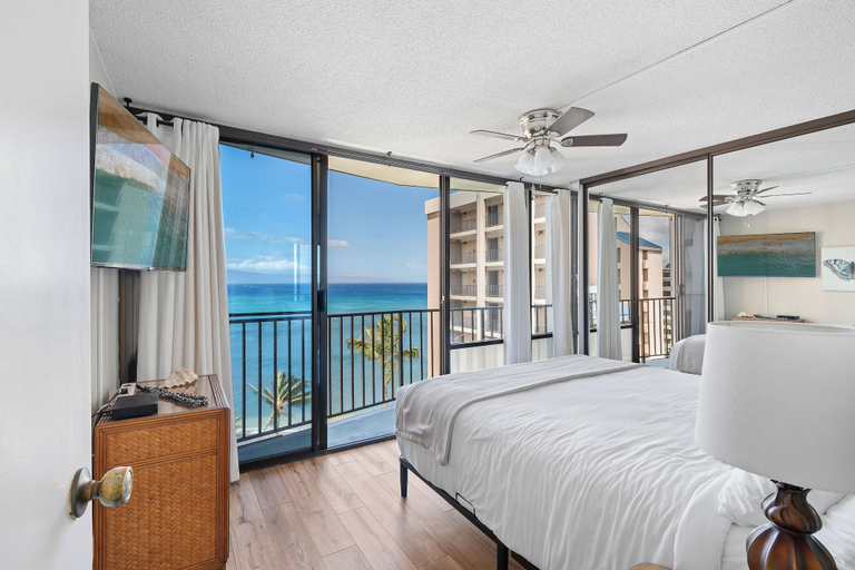 Interior 5, Ocean-view 1BR Condo With Pool, Lanai, and Full Kitchen- Valley Isle 1001, Maui