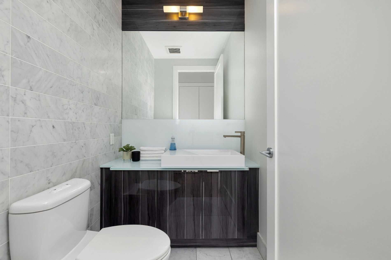 Bathroom 4, Loft & Line, Toronto