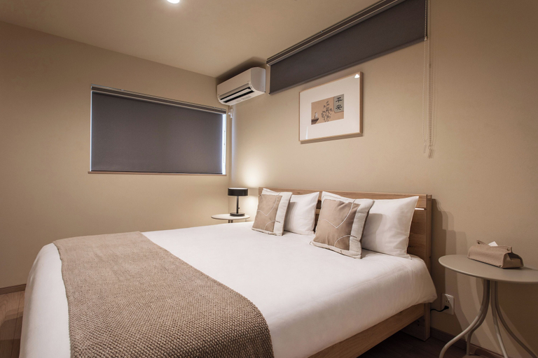 Room 4, The leaf, Osaka