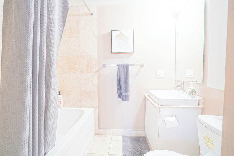 Bathroom 4, Founder's Club York - 3 Bedroom Condo, Toronto