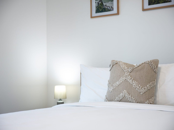 Room 3, Revy Mountain Dream, Columbia-Shuswap