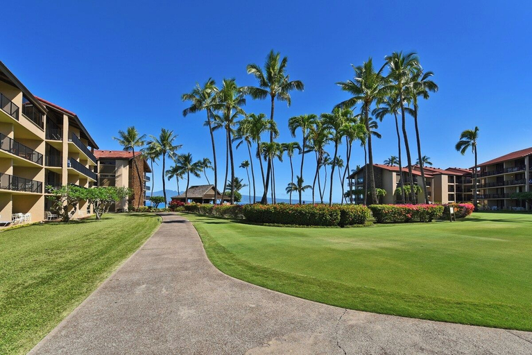 Exterior 5, Remodeled Direct Oceanfront 1BD - Papakea L108, Maui