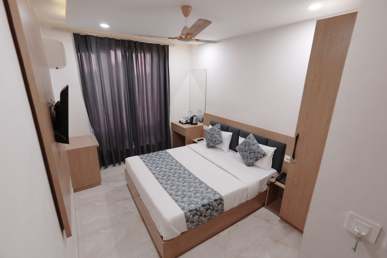 Room 3, Hotel Satwik Grand, Amritsar